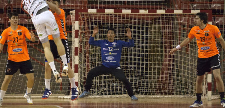 El Viveros Herol Bm. Nava Partido Balonmano Torrelavega